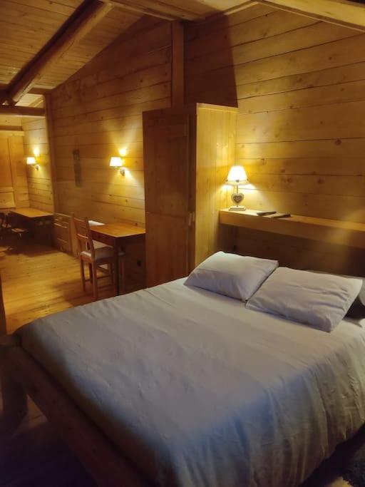 Les Cabanes De Pellier Charcier Buitenkant foto